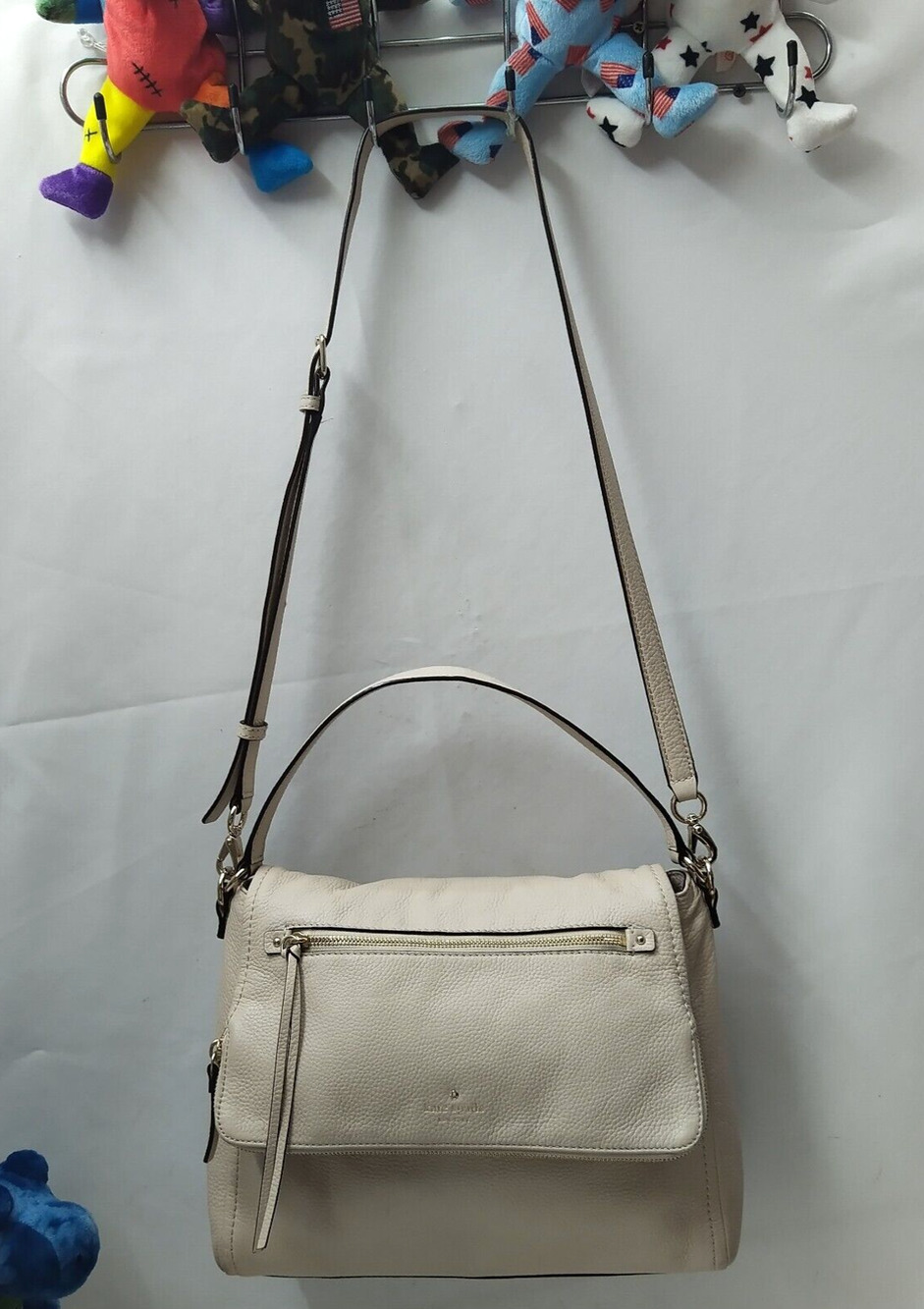 Kate Spade New York Beige Pebbled Leather Zipper Flap Closure Crossbody Bag